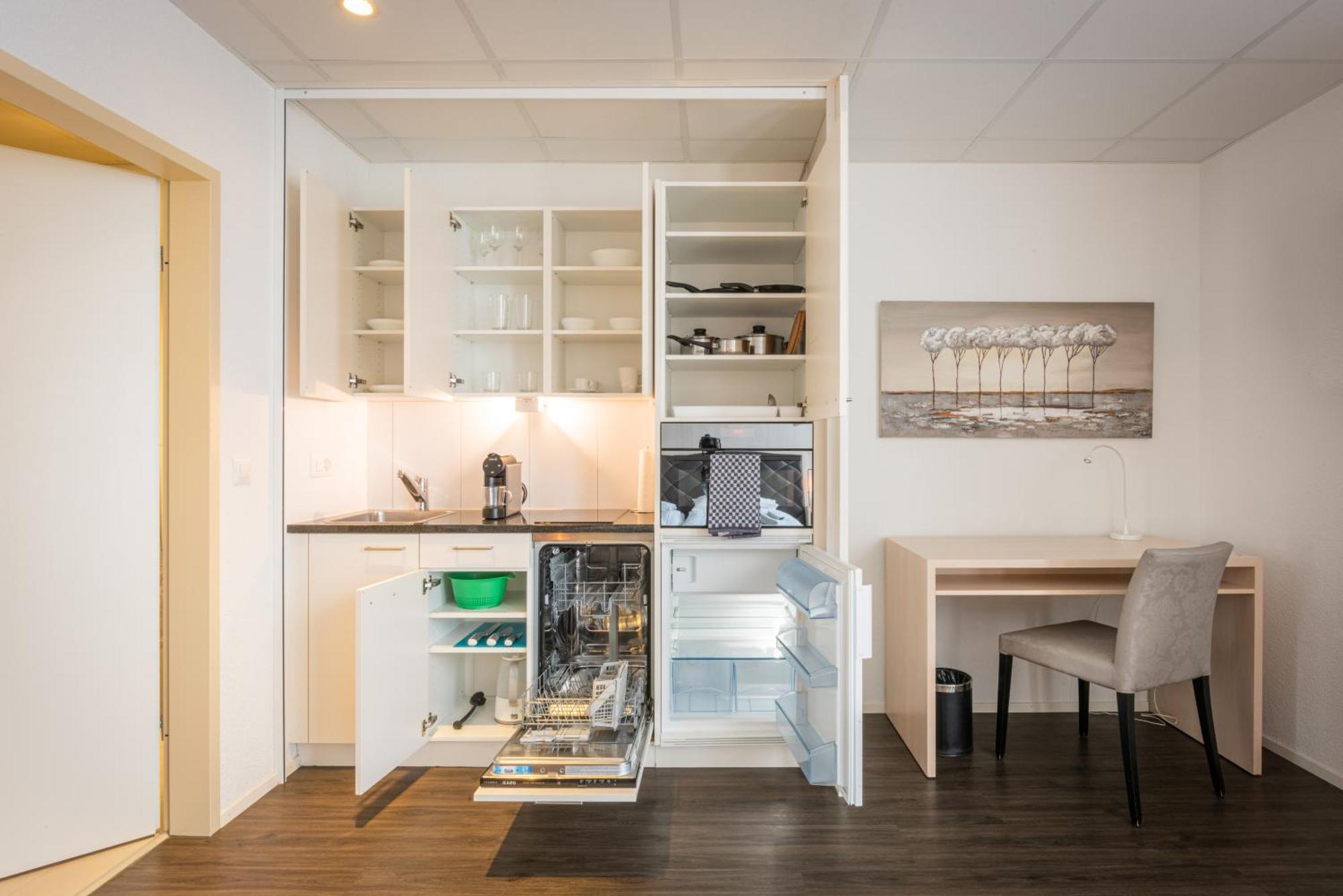 Lorentes Bern Airport Hotel 3*