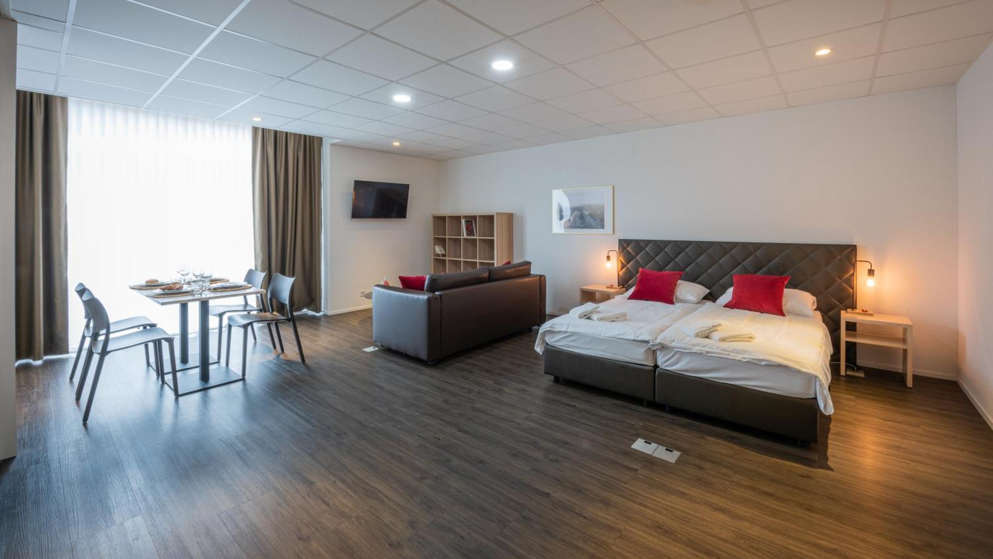 Lorentes Bern Airport Belp