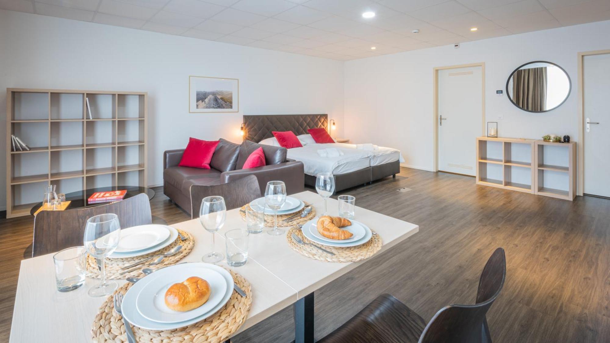 Lorentes Bern Airport 3*
