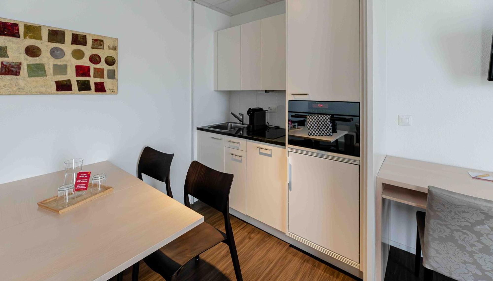 Hotel Lorentes Bern Airport 3*