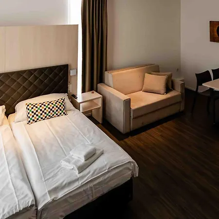 Los Lorentes Hotel Bern Airport Belp Exterior photo