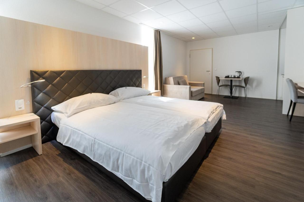 Lorentes Bern Airport 3*